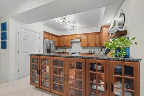 Kitchen - 1197 Sioux Cir, Crestview, FL 32536 photo 2 of 9