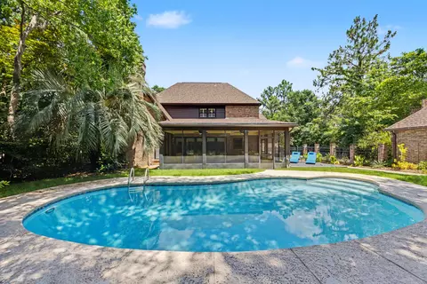 Exterior - 1197 Sioux Cir, Crestview, FL 32536 photo 7 of 30