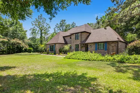 Exterior - 1197 Sioux Cir, Crestview, FL 32536 photo 1 of 30
