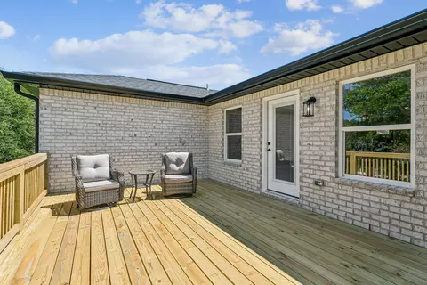 Exterior - 249 Paradise Palm Cir, Crestview, FL 32536 photo 6 of 11