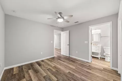 Bedroom - 35 North Ave, Freeport, FL 32439 photo 3 of 7