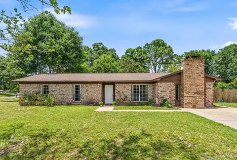 4770 Yacht Harbor Dr, Pensacola, FL 32514