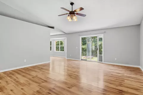 Living - 330 Egan Dr, Crestview, FL 32536 photo 2 of 4