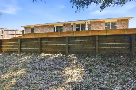 Exterior - 330 Egan Dr, Crestview, FL 32536 photo 10 of 11