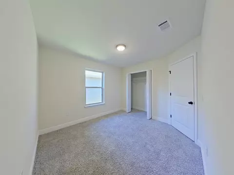 Bedroom - 5137 Peach Dr, Pace, FL 32571 photo 3 of 4
