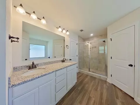 Bath - 5137 Peach Dr, Pace, FL 32571 photo 1 of 2