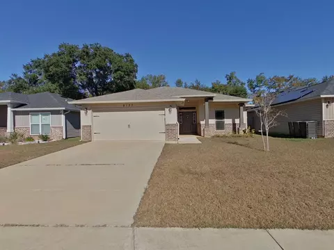 5137 Peach Dr, Pace, FL 32571