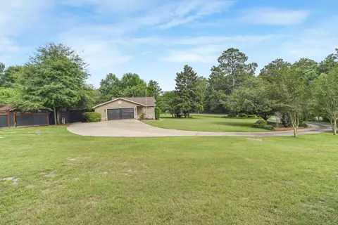 Exterior - 106 Eagle Ct, Crestview, FL 32539 photo 10 of 11