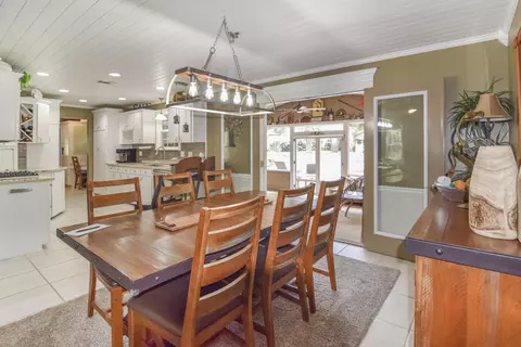 Dining - 106 Eagle Ct, Crestview, FL 32539 photo 2 of 2
