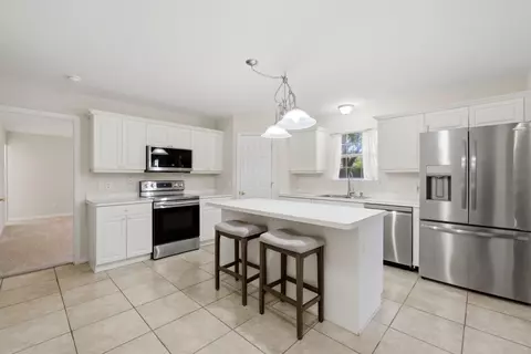 8131 Country Bay Blvd, Navarre, FL 32566