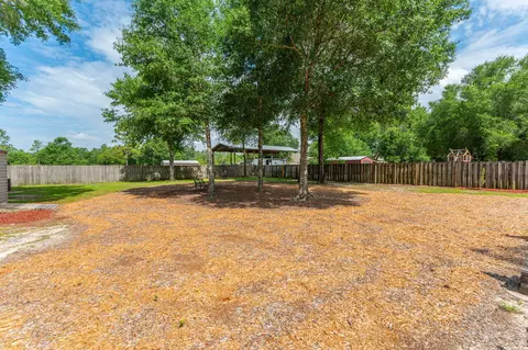 Exterior - 4216 Painter Branch Rd, Crestview, FL 32539 photo 8 of 9