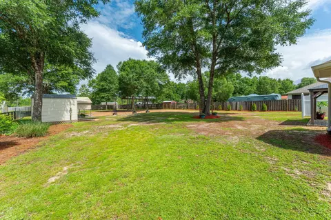 Exterior - 4216 Painter Branch Rd, Crestview, FL 32539 photo 5 of 9