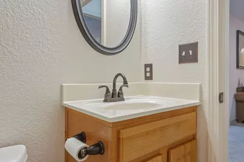 Bath - 4216 Painter Branch Rd, Crestview, FL 32539 photo 6 of 6