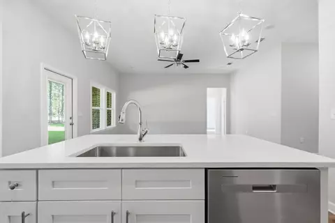 Kitchen - 6060 John Nix Rd, Crestview, FL 32539 photo 1 of 3