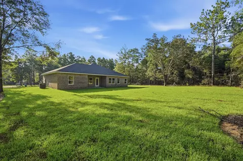 Exterior - 6060 John Nix Rd, Crestview, FL 32539 photo 6 of 11