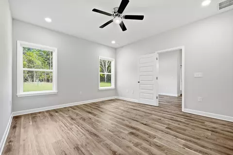 Bedroom - 6060 John Nix Rd, Crestview, FL 32539 photo 1 of 7