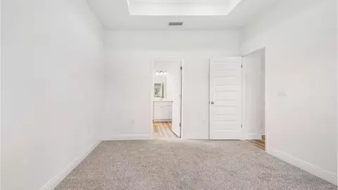 Bedroom - 94 E Gray Owl Dr, Freeport, FL 32439 photo 2 of 8