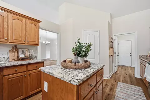 Entry Way - 5302 Marilea Ct, Crestview, FL 32536 photo 4 of 8