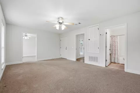 Living - 5302 Marilea Ct, Crestview, FL 32536 photo 11 of 11