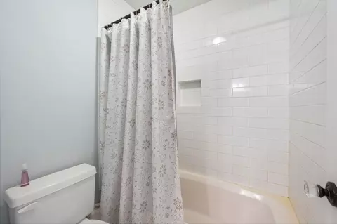 Bath - 652 Tommy Eiland Rd, Baker, FL 32531 photo 10 of 10