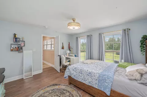 Bedroom - 652 Tommy Eiland Rd, Baker, FL 32531 photo 7 of 10