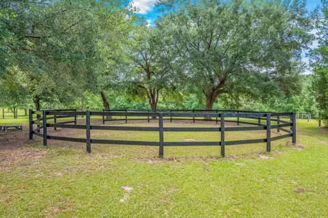 Exterior - 652 Tommy Eiland Rd, Baker, FL 32531 photo 25 of 33
