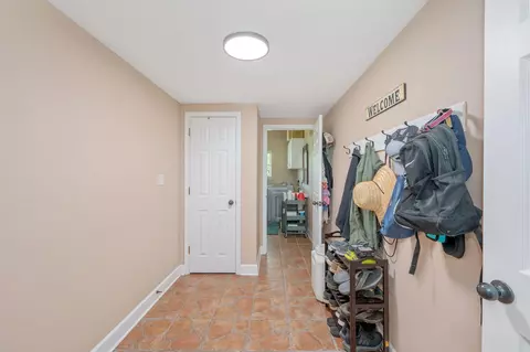 Entry Way - 652 Tommy Eiland Rd, Baker, FL 32531 photo 3 of 9