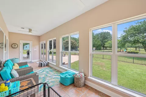Exterior - 652 Tommy Eiland Rd, Baker, FL 32531 photo 8 of 33