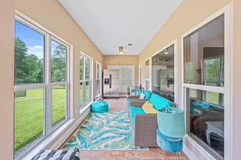 Exterior - 652 Tommy Eiland Rd, Baker, FL 32531 photo 7 of 33