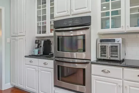Kitchen - 652 Tommy Eiland Rd, Baker, FL 32531 photo 7 of 8