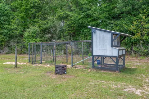 Exterior - 652 Tommy Eiland Rd, Baker, FL 32531 photo 31 of 33
