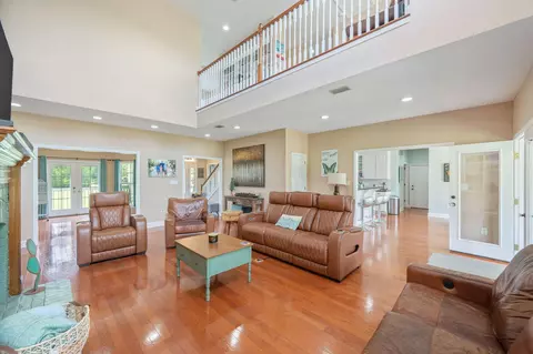 Living - 652 Tommy Eiland Rd, Baker, FL 32531 photo 1 of 1
