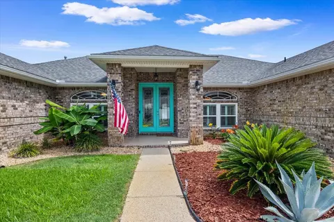 9624 Meadow Wood Ln, Navarre, FL 32566