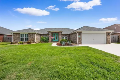 9624 Meadow Wood Ln, Navarre, FL 32566