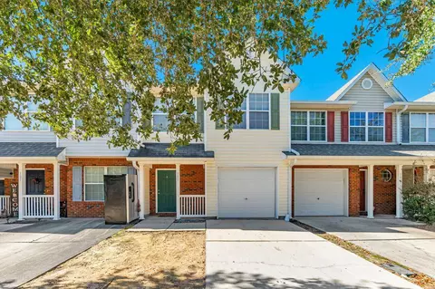 105 Swaying Pine Ct, Crestview, FL 32539