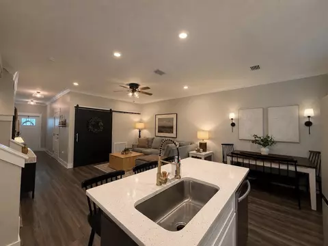 Entry Way - 295 N Sand Palm Rd, Freeport, FL 32439 photo 3 of 11