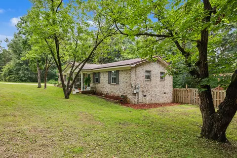 Exterior - 156 S Lindberg St, Crestview, FL 32536 photo 13 of 13