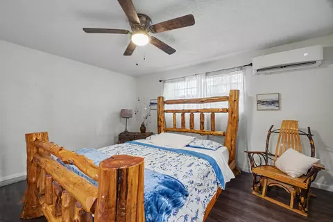 Bedroom - 156 S Lindberg St, Crestview, FL 32536 photo 6 of 6