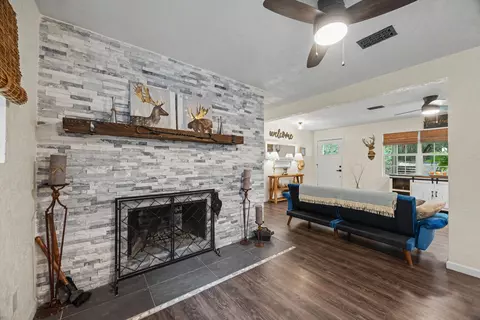 Living - 156 S Lindberg St, Crestview, FL 32536 photo 1 of 7