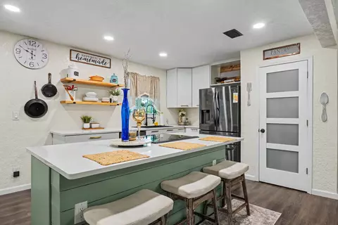 Kitchen - 156 S Lindberg St, Crestview, FL 32536 photo 3 of 11