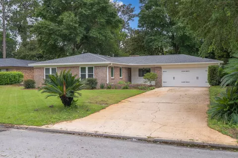 306 Biscayne Ln, Niceville, FL 32578