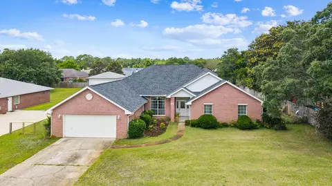 1423 Sound Retreat Dr, Navarre, FL 32566
