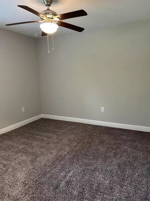 Bedroom - 3154 Maple St, Crestview, FL 32539 photo 3 of 6