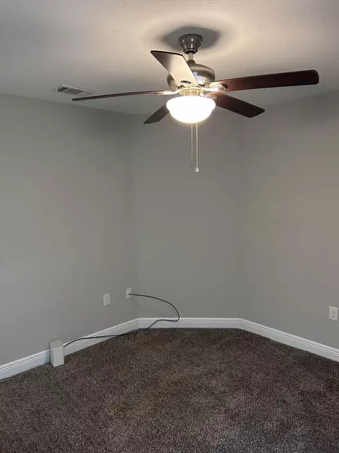 Bedroom - 3154 Maple St, Crestview, FL 32539 photo 4 of 6