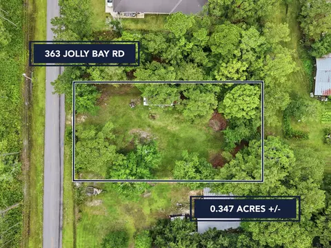 363 Jolly Bay Rd, Freeport, FL 32439