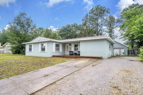 611 Ferretti Ave, Fort Walton Beach, FL 32547