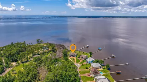 View/Area - 4501 Bayside Dr, Milton, FL 32583 photo 9 of 10