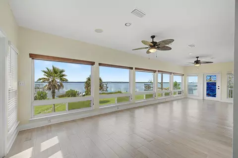 Living - 4501 Bayside Dr, Milton, FL 32583 photo 6 of 6