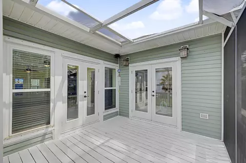 Exterior - 4501 Bayside Dr, Milton, FL 32583 photo 7 of 16