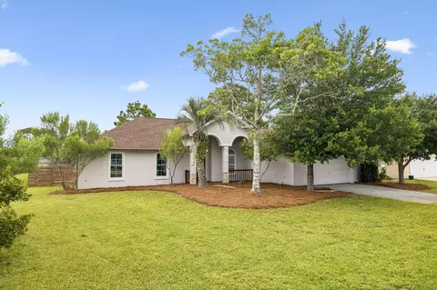120 Hombre Cir, Panama City Beach, FL 32407